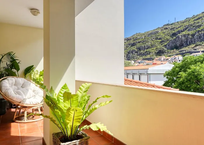 Apartamento Fachos View, A In Madeira *